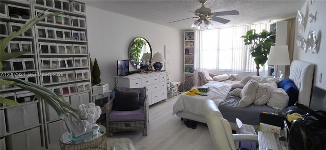 2751 S Ocean Dr 1706S, Hollywood, FL 33019