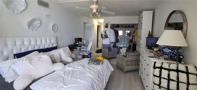 2751 S Ocean Dr 1706S, Hollywood, FL 33019