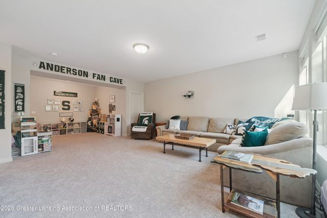 16939 Willowbrook Drive, Haslett, MI 48840