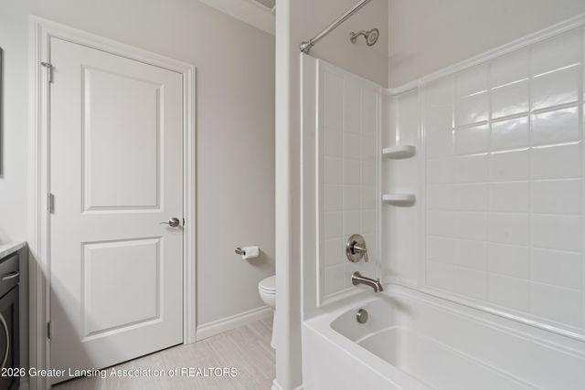 16939 Willowbrook Drive, Haslett, MI 48840