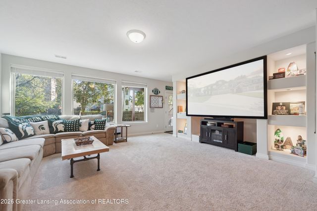 16939 Willowbrook Drive, Haslett, MI 48840