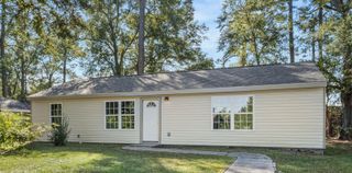 810 Wisteria Dr, Deridder, LA 70634