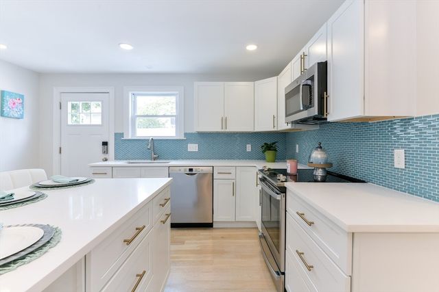 34R Underhill St 3, Winthrop, MA 02152