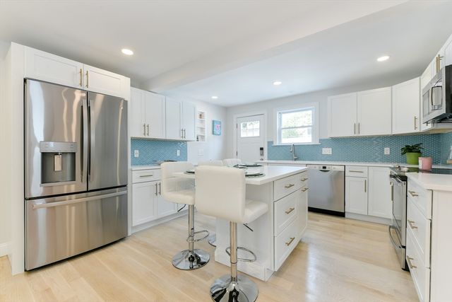 34R Underhill St 3, Winthrop, MA 02152