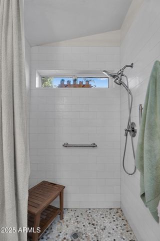 4632 E SHOMI Street, Phoenix, AZ 85044