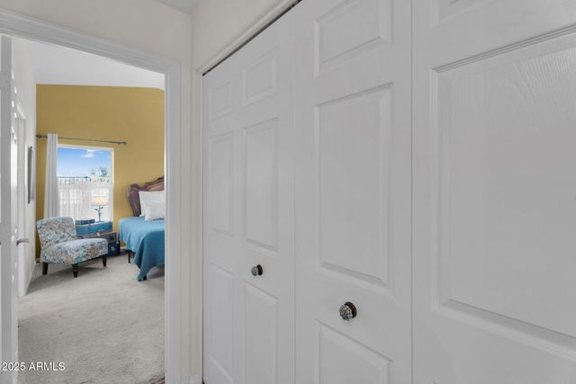 4632 E SHOMI Street, Phoenix, AZ 85044