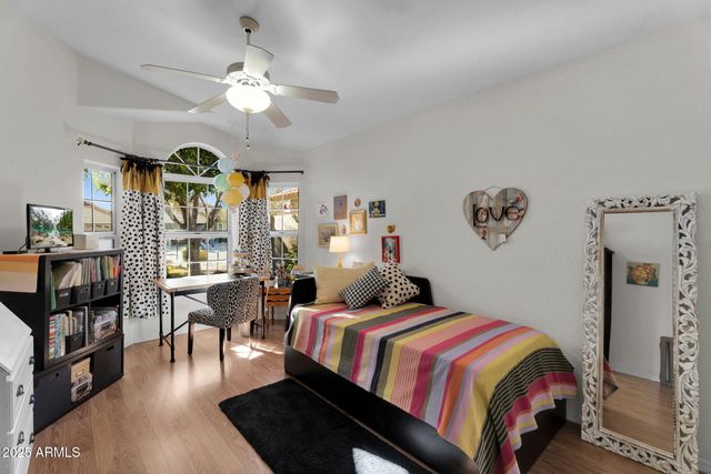 4632 E SHOMI Street, Phoenix, AZ 85044