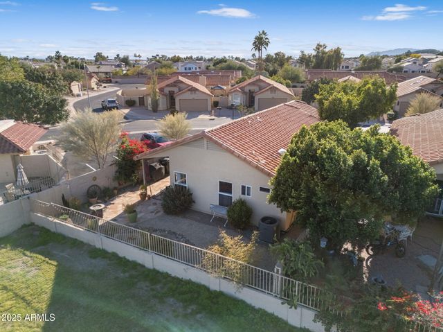 4632 E SHOMI Street, Phoenix, AZ 85044