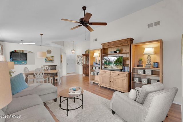 4632 E SHOMI Street, Phoenix, AZ 85044