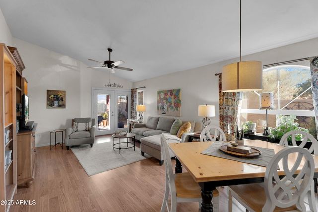 4632 E SHOMI Street, Phoenix, AZ 85044