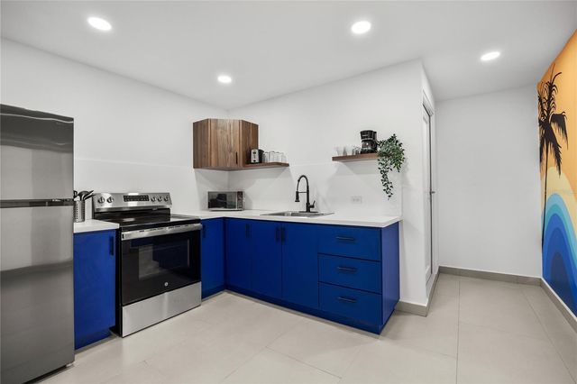 609 CONDADO 505, San Juan, PR 00907