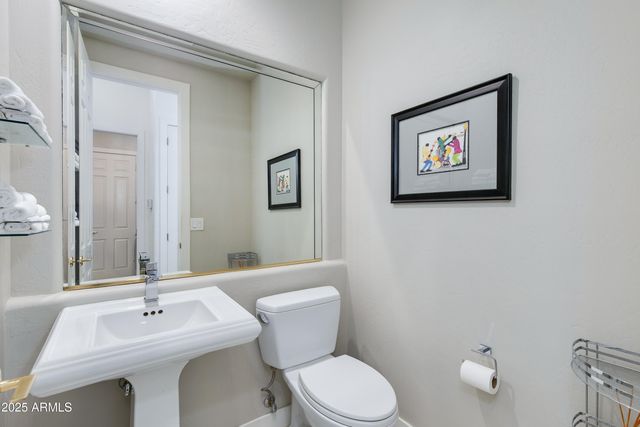 3130 E Squaw Peak Circle, Phoenix, AZ 85016