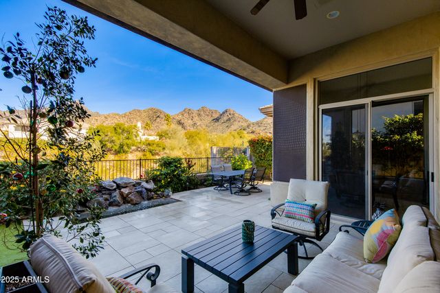 3130 E Squaw Peak Circle, Phoenix, AZ 85016