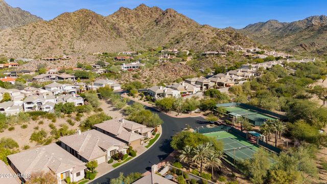 3130 E Squaw Peak Circle, Phoenix, AZ 85016