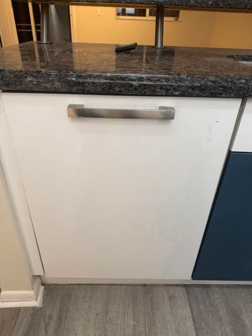 20818 San Simeon Way 106, Miami, FL 33179