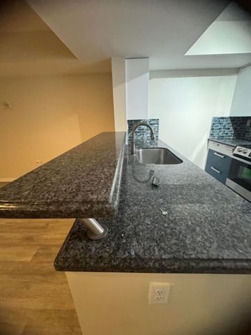 20818 San Simeon Way 106, Miami, FL 33179