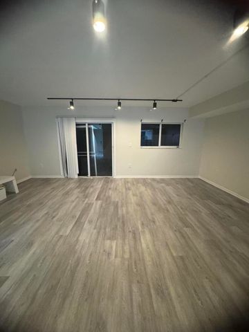 20818 San Simeon Way 106, Miami, FL 33179