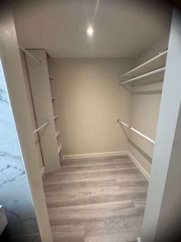 20818 San Simeon Way 106, Miami, FL 33179