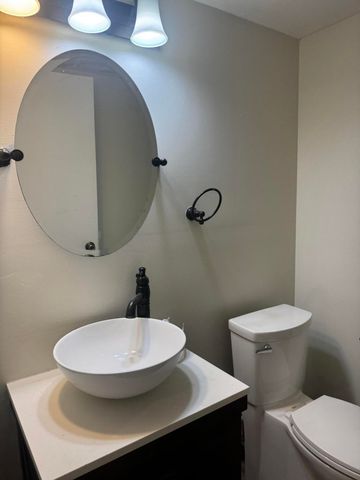 20818 San Simeon Way 106, Miami, FL 33179