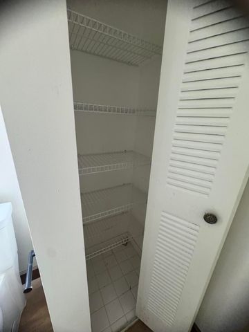 20818 San Simeon Way 106, Miami, FL 33179