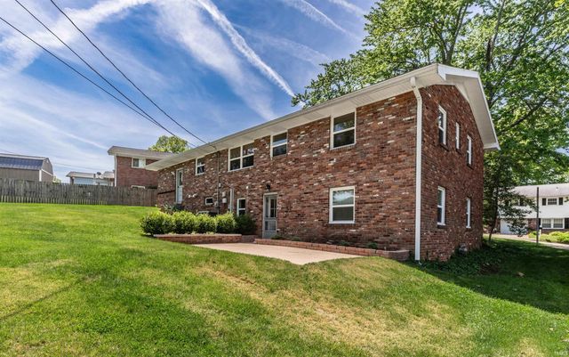 5813 Twickingham Drive, Evansville, IN 47711