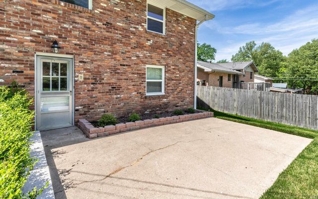 5813 Twickingham Drive, Evansville, IN 47711
