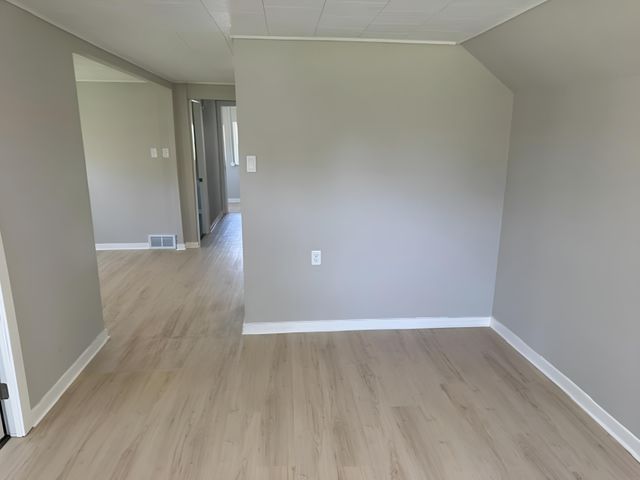 1116 SW 15th Avenue, Cedar Rapids, IA 52404