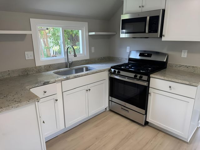 1116 SW 15th Avenue, Cedar Rapids, IA 52404