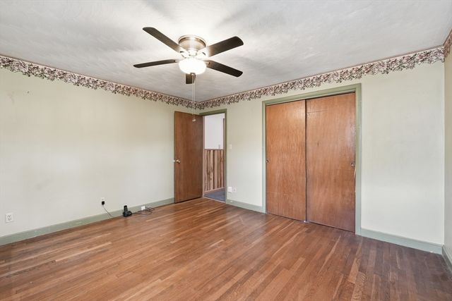 3 Amherst St, Grafton, MA 01536