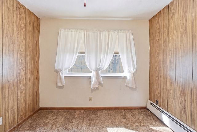 3 Amherst St, Grafton, MA 01536