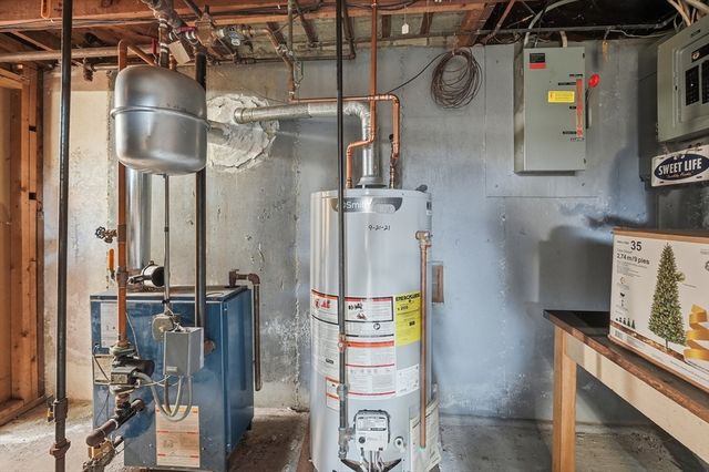 3 Amherst St, Grafton, MA 01536