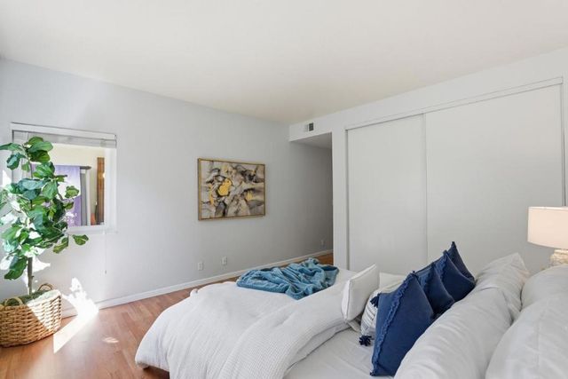 1400 Bowe Avenue 1702, Santa Clara, CA 95051