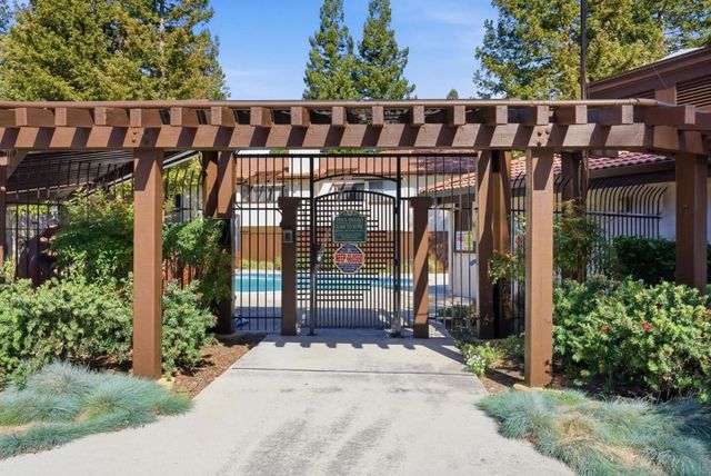 1400 Bowe Avenue 1702, Santa Clara, CA 95051