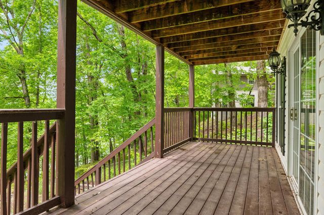 15033 Log Cabin Lane, Soddy Daisy, TN 37379