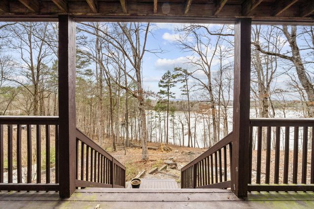 15033 Log Cabin Lane, Soddy Daisy, TN 37379
