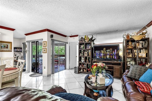 9140 SW 123rd Court 203Q, Miami, FL 33186