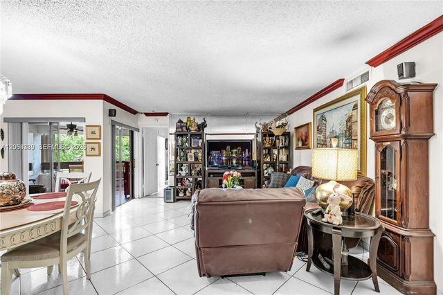 9140 SW 123rd Court 203Q, Miami, FL 33186