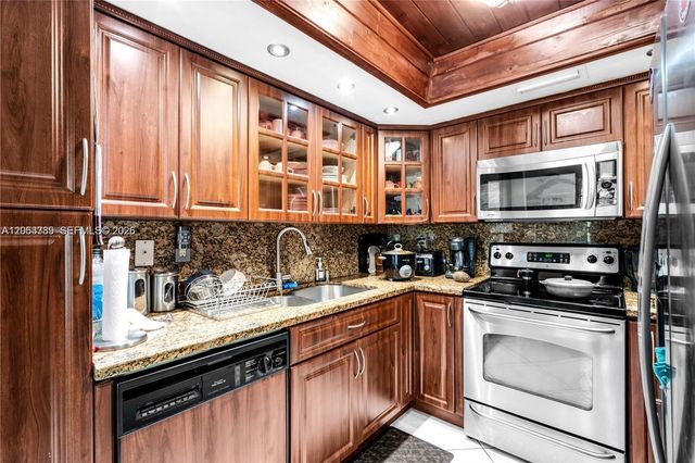 9140 SW 123rd Court 203Q, Miami, FL 33186