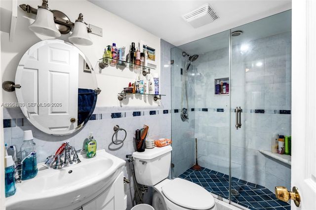 9140 SW 123rd Court 203Q, Miami, FL 33186