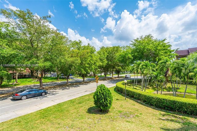 9140 SW 123rd Court 203Q, Miami, FL 33186