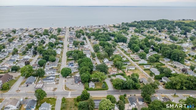 280 Shore Road, Old Lyme, CT 06371