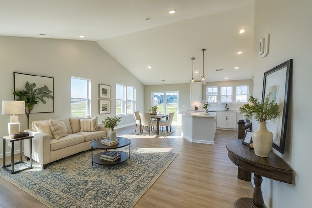 15049 Ashtown Lane, Rosemount, MN 55068