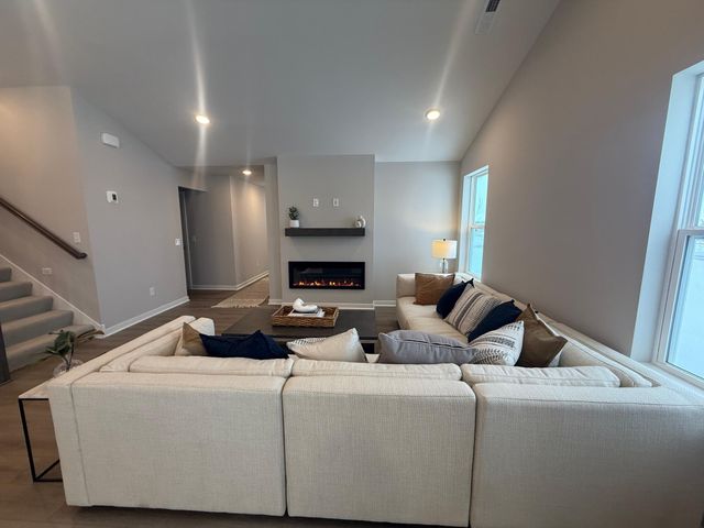 15049 Ashtown Lane, Rosemount, MN 55068