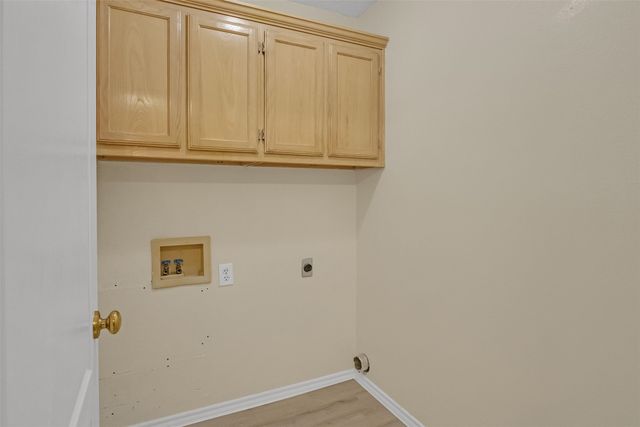 6713 Haltom Road, Fort Worth, TX 76137