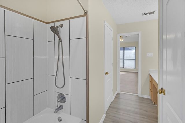 6713 Haltom Road, Fort Worth, TX 76137