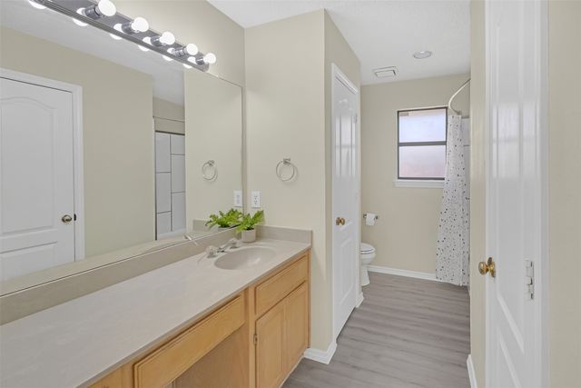 6713 Haltom Road, Fort Worth, TX 76137