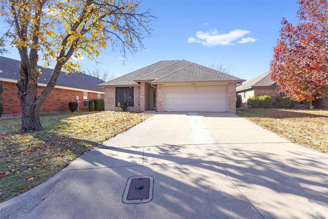 6713 Haltom Road, Fort Worth, TX 76137