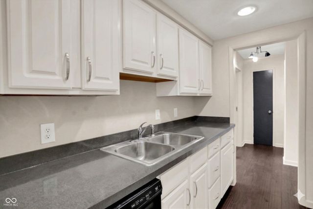 3965 N Meridian Street APT 5E, Indianapolis, IN 46208