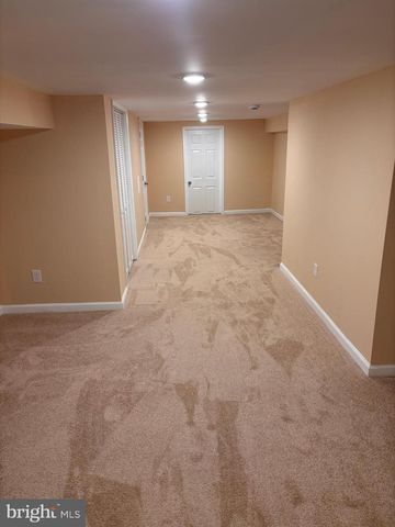 6723 N CARLISLE ST, Philadelphia, PA 19126