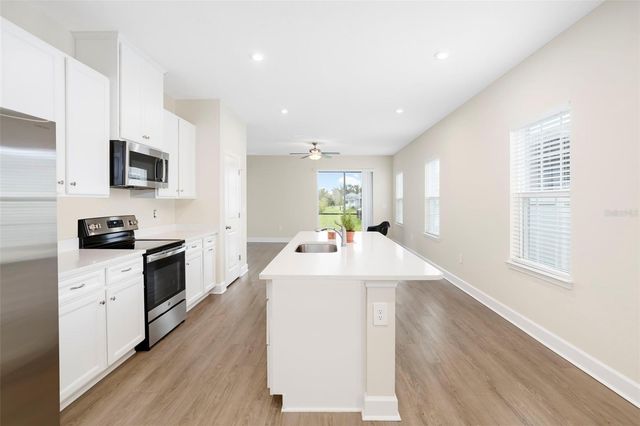14008 CRIMSON AVENUE, Bradenton, FL 34211